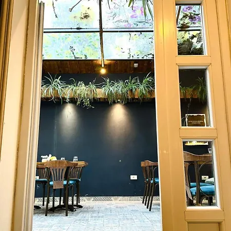 Hermes T 4* 地拉那