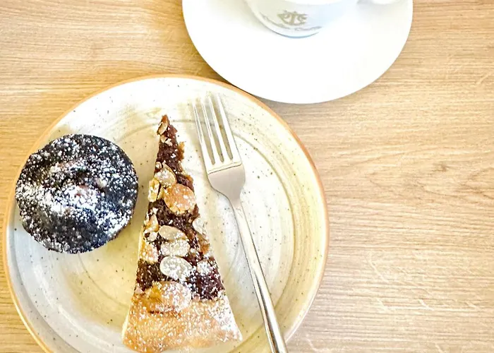 Hermes T 4* Тирана