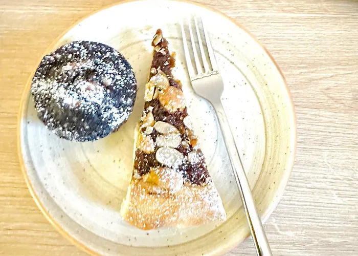 Hermes T Тирана