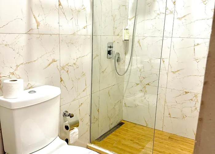 Hermes T Тирана