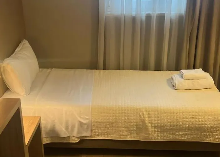 Отель Hermes T Тирана